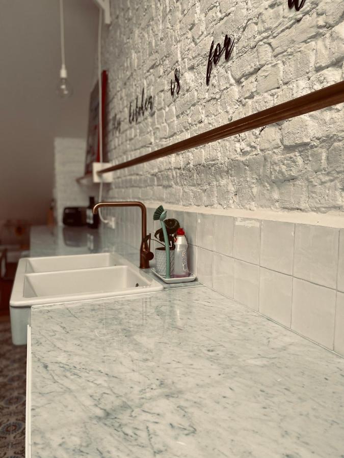 Apartmán Lichtrijke Loft Bij Restaurant Den Olifant Ieper Exteriér fotografie